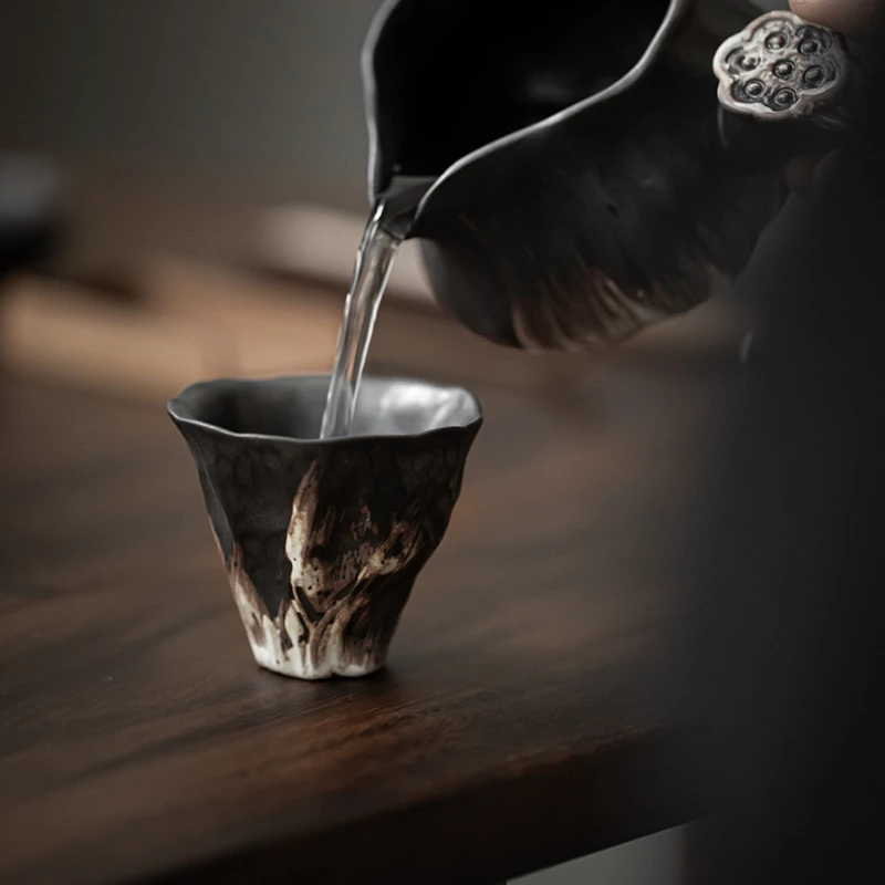 1 Stück Teetasse im japanischen Wabi-Sabi-Stil mit Lotusmuster, aus rauer Keramik, für Kung-Fu-Tee-Set, kleine Einzel-Tasse, Meistertasse