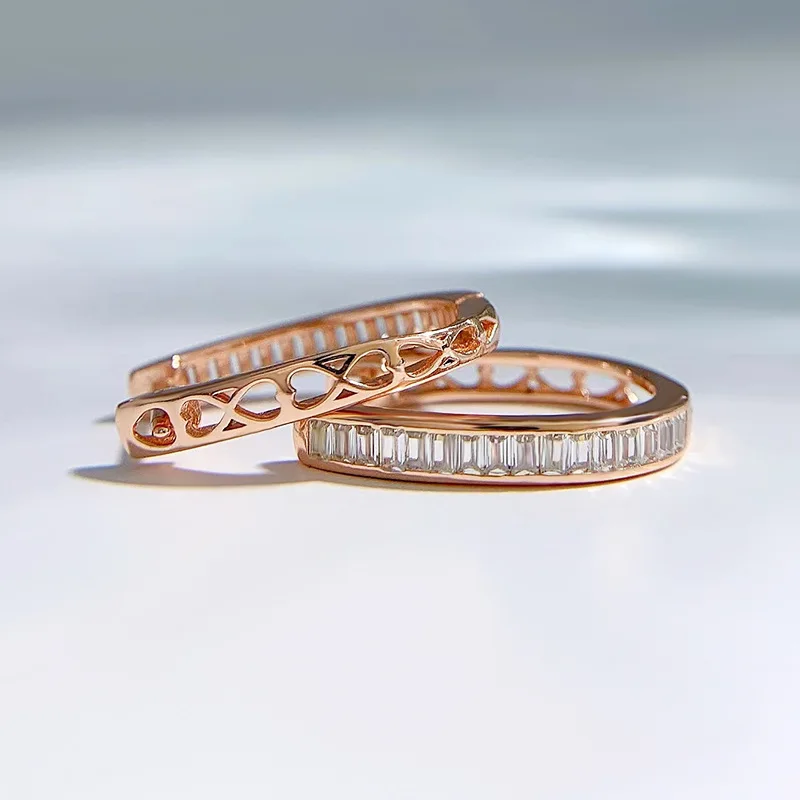 2023 New Roman numerals Earrings for Men and Women New Fashion Simple Cool Style Earrings Simple and Versatile
