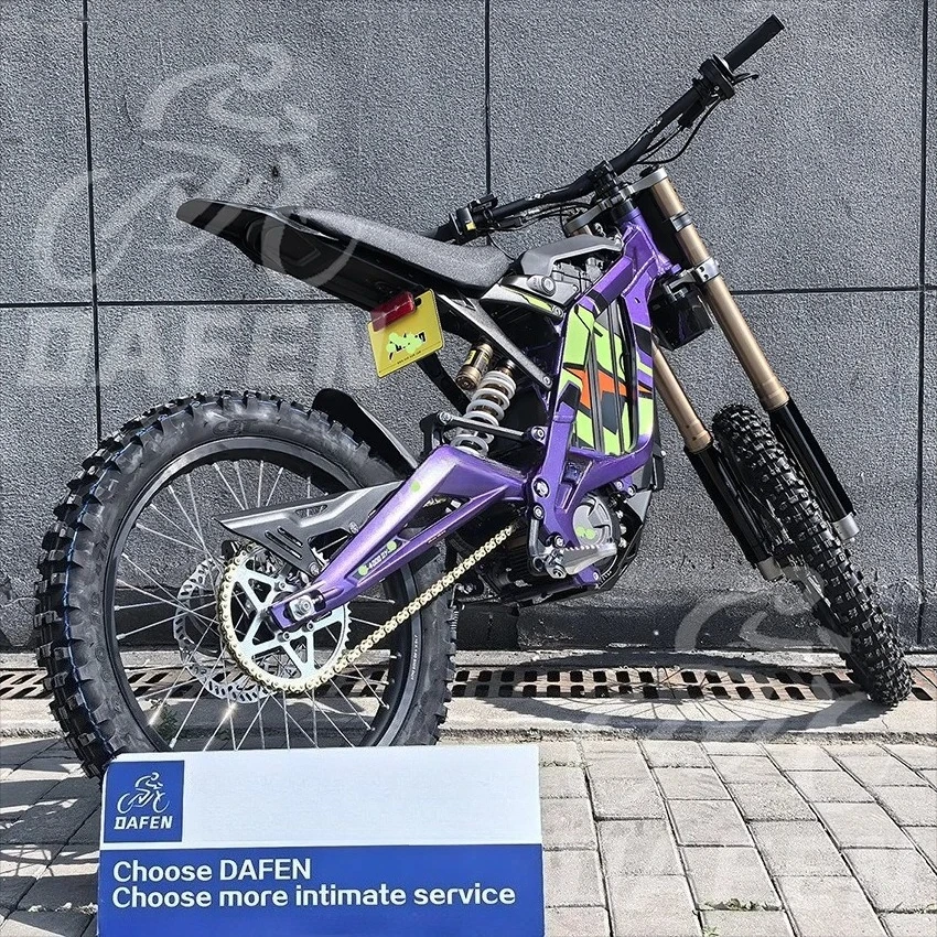 Electric Motorcycle Carbon Fiber Frame Light-Weight Off-Road EMoto For Light Be 8000W 60V 75KM Max Speed 70KM Endurance