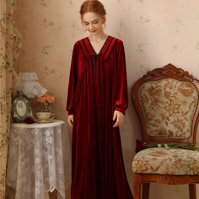 Nightgown Women's Autumn Winter Velvet French Vintage Sweet Princess Nightdress Girl Plush Nightwear Warm Velour Home Clothes