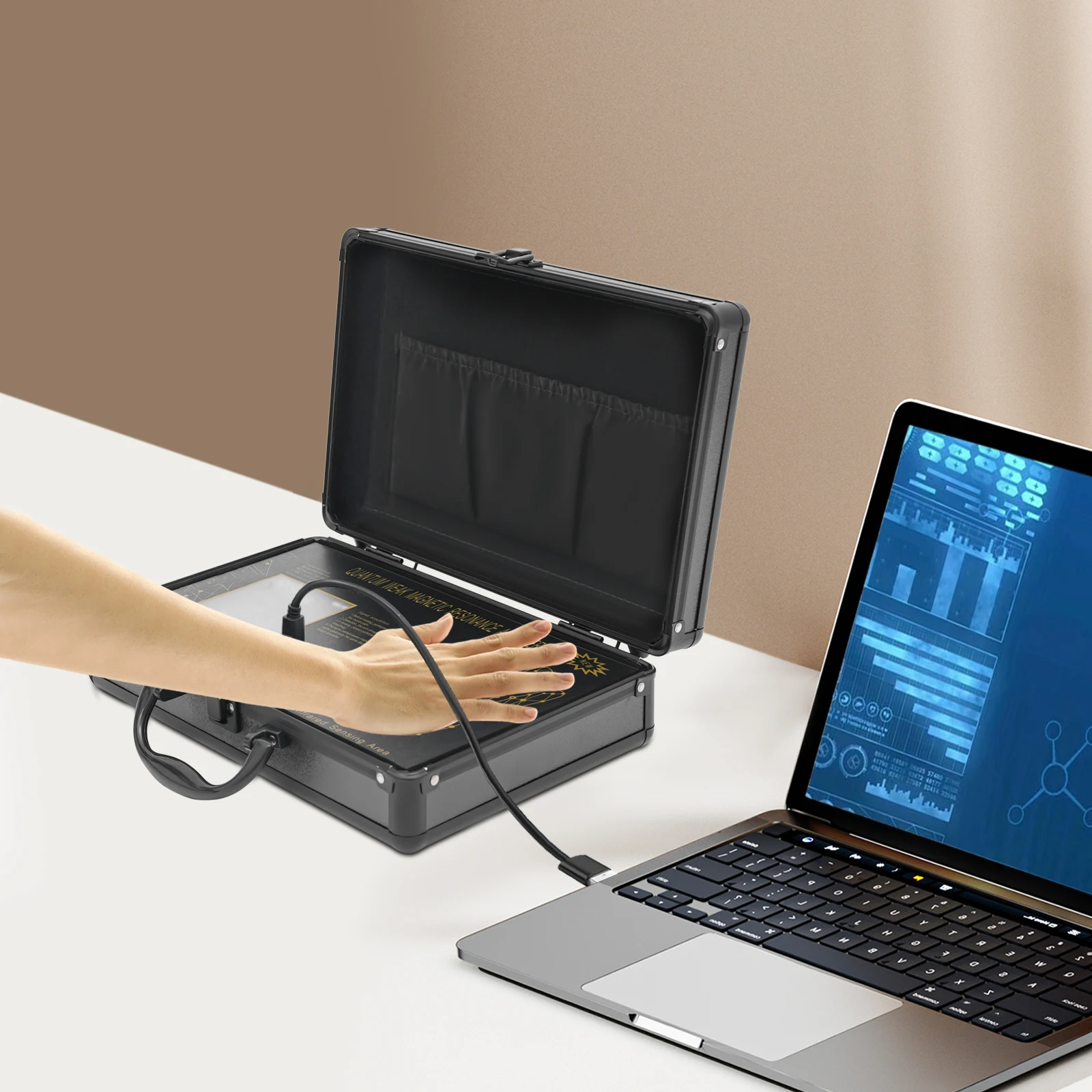 Analizzatore corporeo a risonanza magnetica quantistica di sesta generazione Scanner magnetico a risonanza quantistica Palm Touch Rilevatore di salute per tutto il corpo