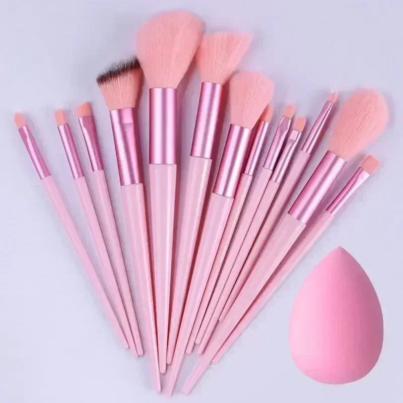 Professionelles Make-up-Pinsel-Set – weiche, flauschige Kabuki- und Verblendpinsel für Foundation, Puder und Lidschatten. | Schönheits-Werkzeugset – Detail 5