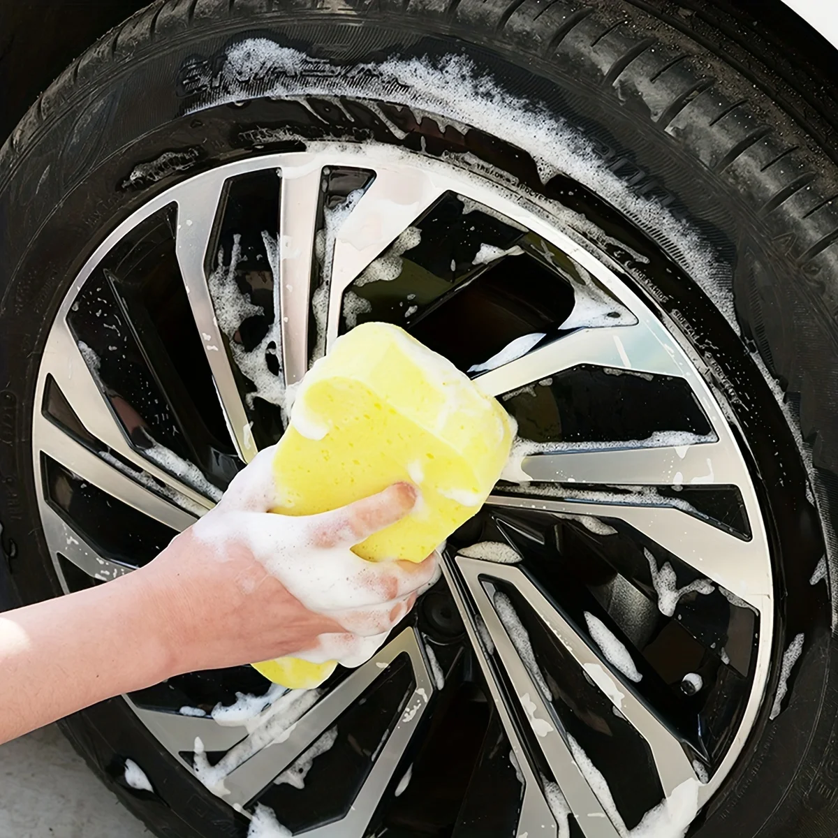 5pcs Car cleaning sponge, suitable for various cleaning purposes in bathrooms, kitchens, bicycles and boats.