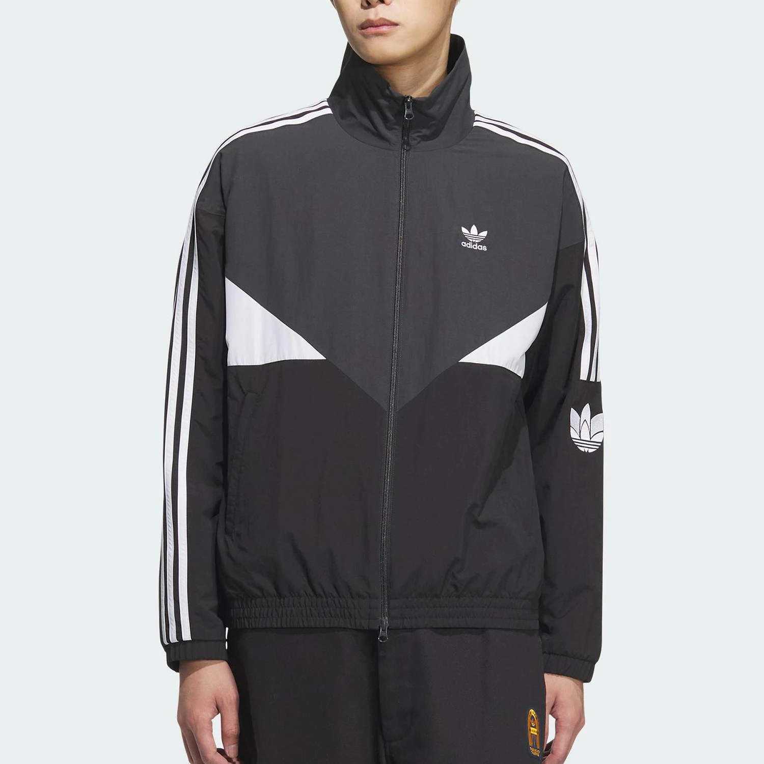 

Adidas genuine Three Stripes Unisex Stand Collar Woven Jacket KC3114