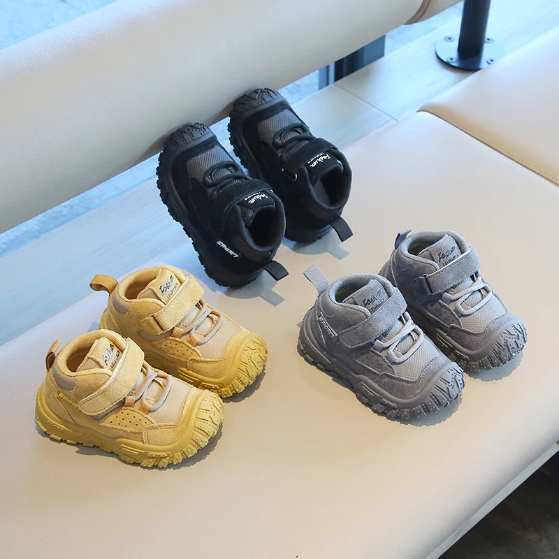 

Новинка 2023 года, детская спортивная обувь, весенне-осенние кроссовки для бега на мягкой подошве для девочек, легкая дышащая повседневная обувь