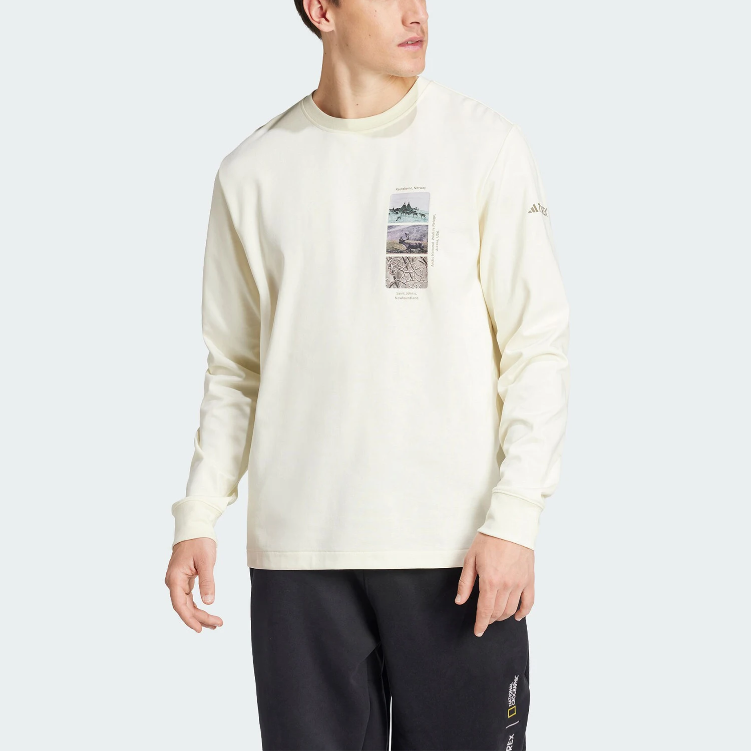 adidas-nuova-felpa-casual-sportiva-con-stampa-in-maglia-unisex-ji5922