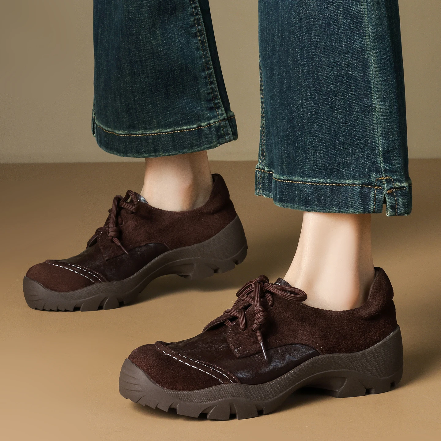 baskets-en-cuir-veritable-pour-femmes-chaussures-d'entrainement-allemandes-antiderapantes-plates-grande-taille-nouvelle-tendance-2026