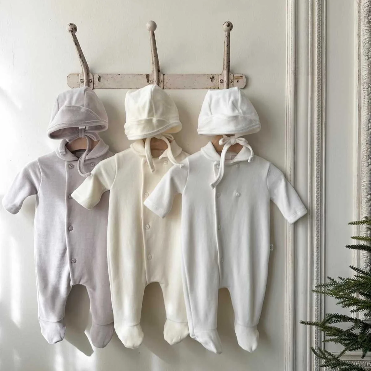 2026 Autumn New Baby Long Sleeve Romper + Hat Infant Boy Girl Casual Jumpsuit Cotton Newborn Footed Onesie 0-24M