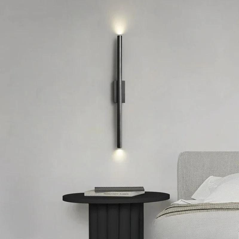 مصباح حائط بسيط من النحاس بالكامل، جدار خلفية تلفزيون غرفة المعيشة، شريط رئيسي إبداعي بسيط ذو طابع واحد