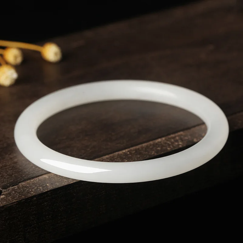 Natural Hotan Women'S Fine Round Bangle Made Of White Jadeite, Stylish And Versatile