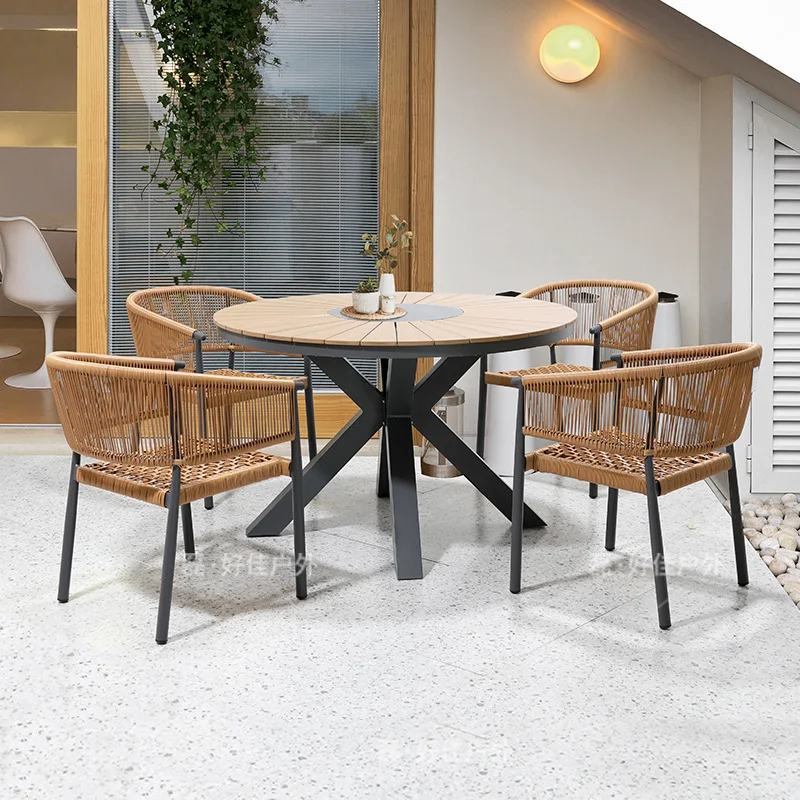 

Customizable Outdoor Table and Chair Set