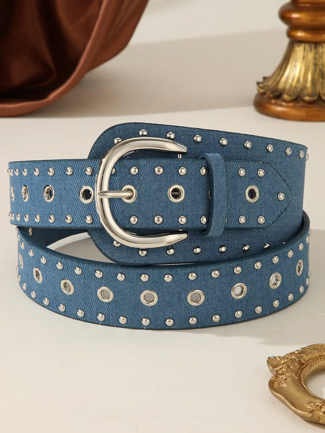 

1pc Solid Color Punk PU Leather Women's Belt, Versatile Rivet Decor, All-Season