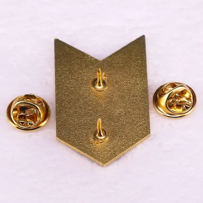 R ستار لعبة شعار بروش معدني المينا دبابيس مختلف الأصالة شارة التلبيب الدنيم سترة ظهره دبوس الديكور إعطاء المشجعين الهدايا #5