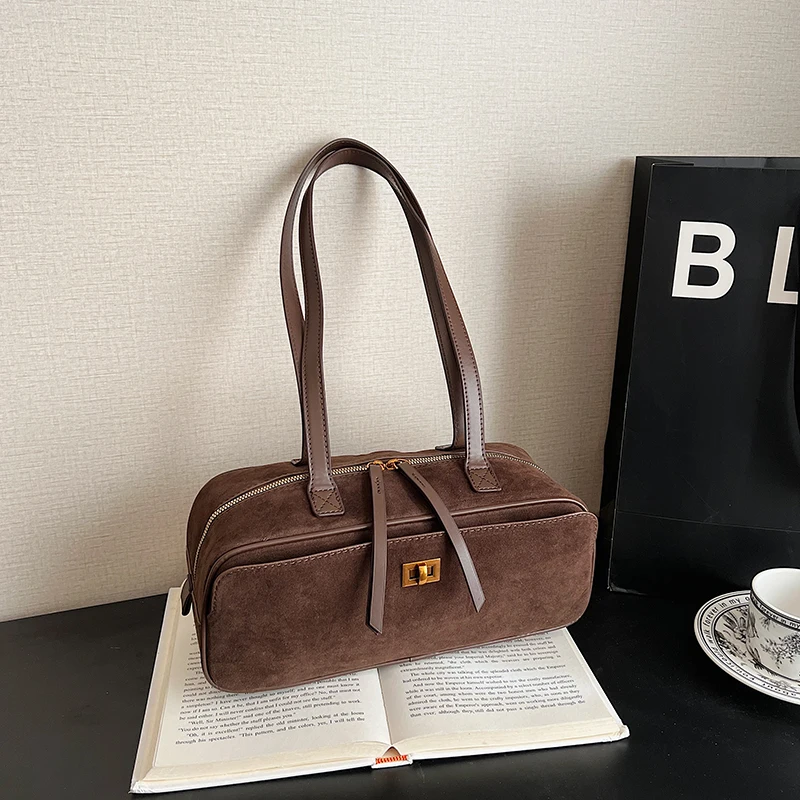 Borsa a tracolla in pelle popolare da donna, opzione tote espandibile, famoso designer, abbigliamento casual elegante