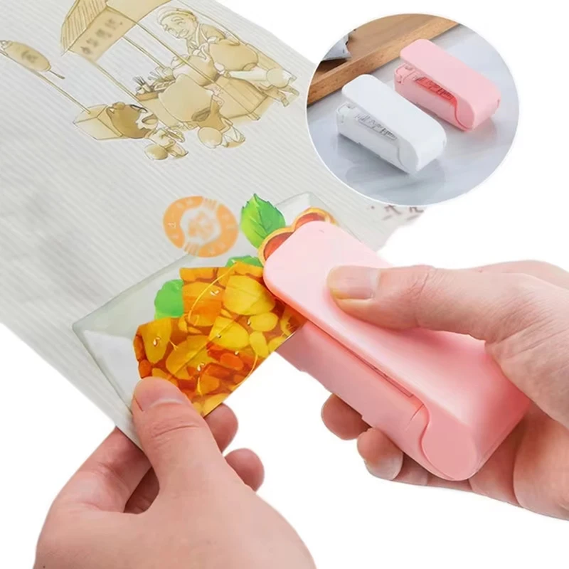 Mini Sealing Machine Thermal Snacks Bags Plastic Close Tweezers for Food Packaging Heater Bags Clips Closure Sealer Foil Welding