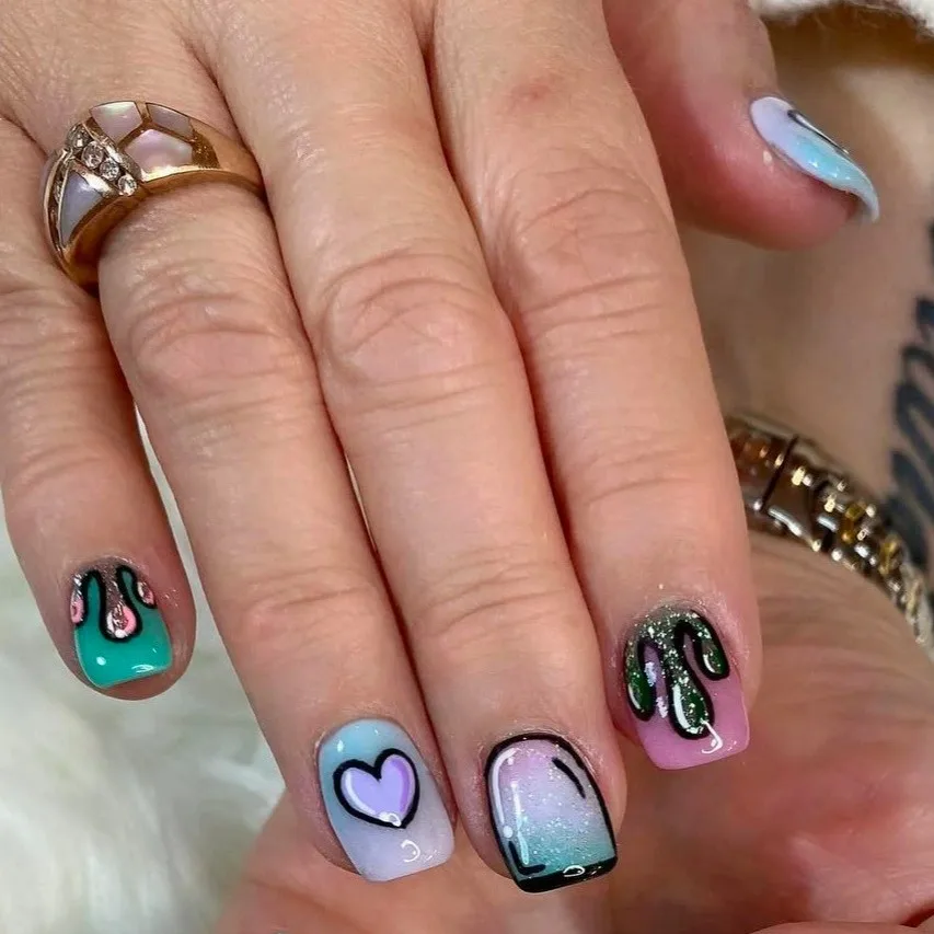 

24pcs Gradient Halloween Comics False Nails Press On Nails Short Square Ins Style Anime Fake Nails With Glitter Designs Wearable