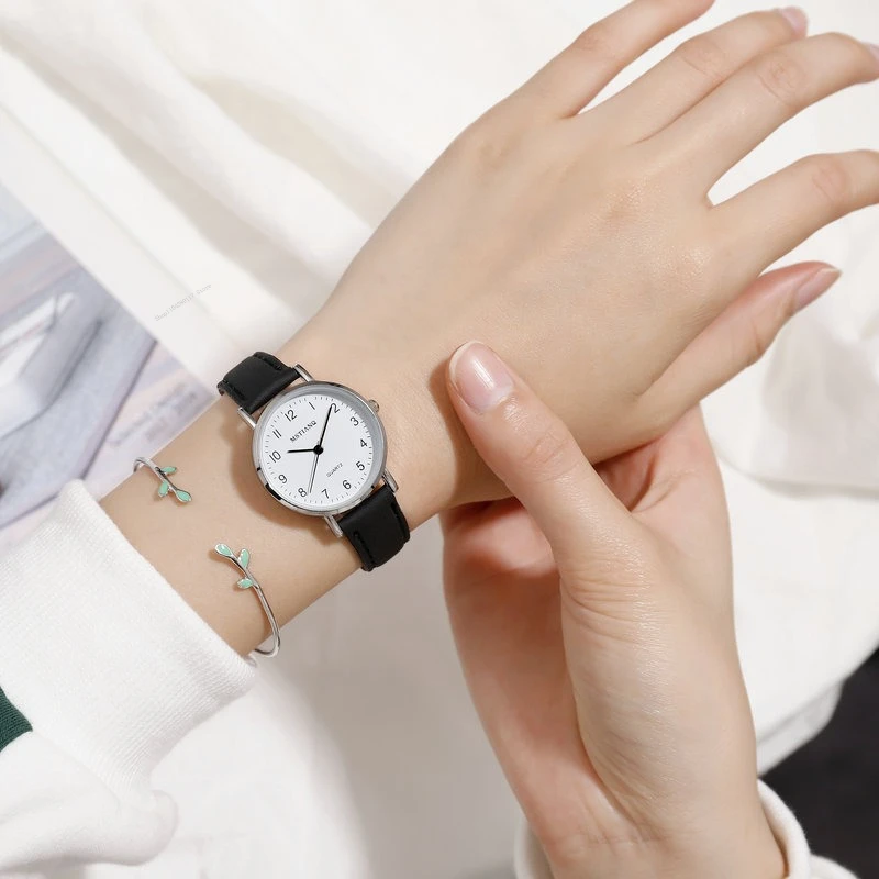 Orologio al quarzo di marca Orologio da donna alla moda con quadrante piccolo Orologio casual con cinturino in pelle per donna Relojes Para Mujer ساعات