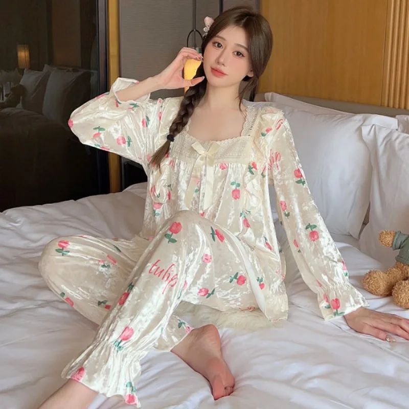 Ladies New Gold Velvet Pajamas Spring Autumn Women Lace Home Wear Suit Square Mouth Collar Loose Sweet Leisure Sleepwear Set