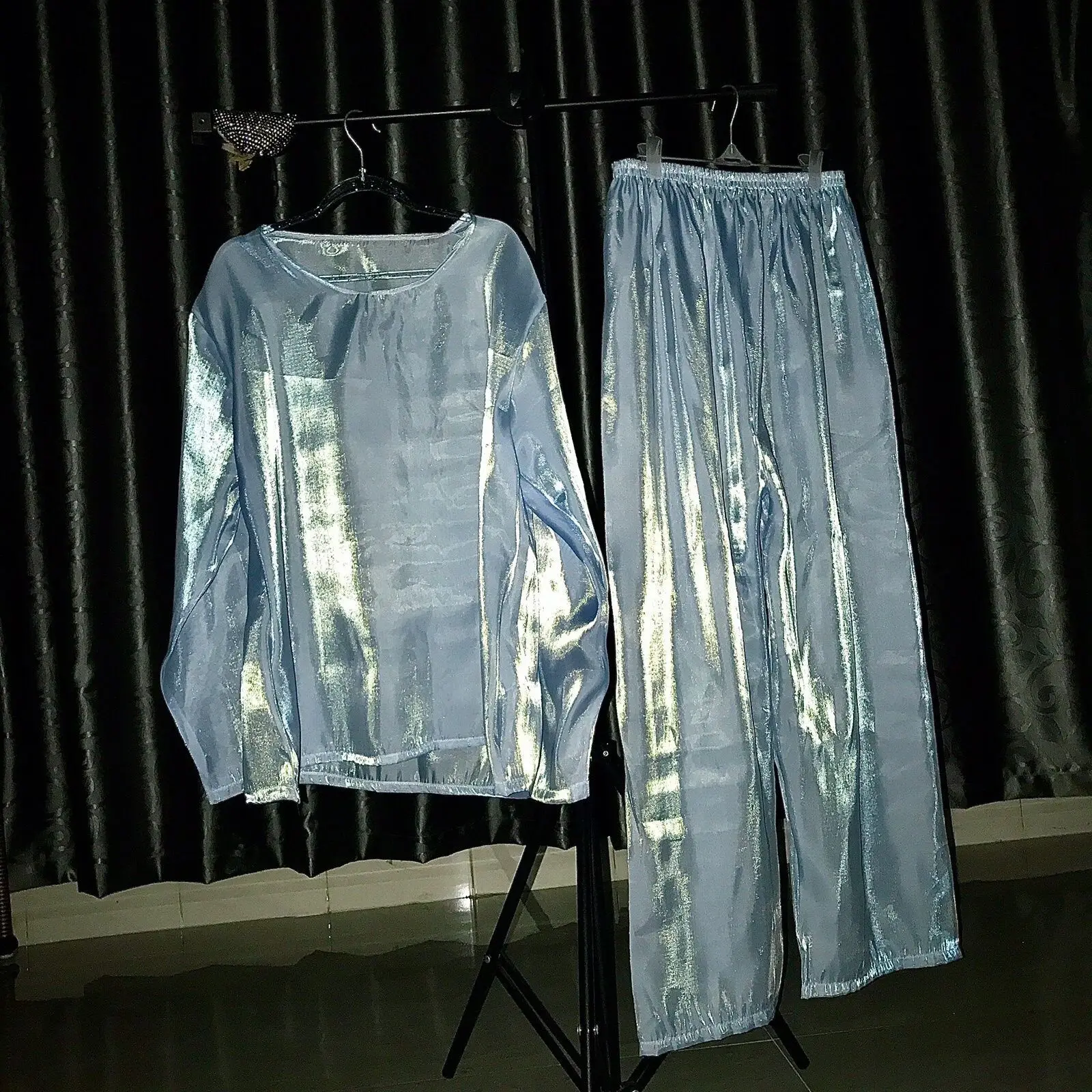 

Глянцевая жидкая водная марля из органзы, комплект из 2 предметов, топ с длинными рукавами, штаны для сна, низ