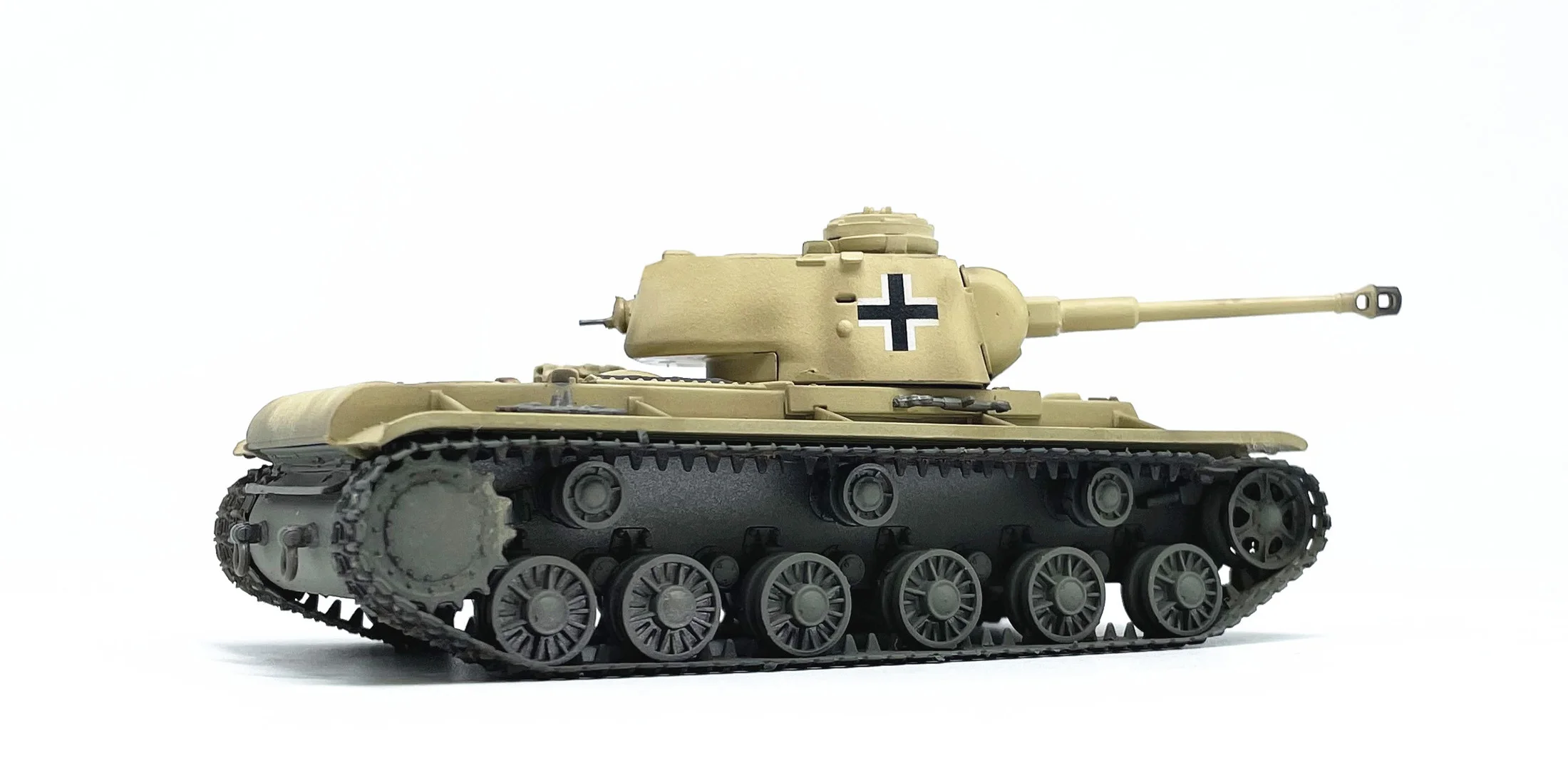 1: 72 36285 German seizure of KV-1 tank model  Finished product collection model