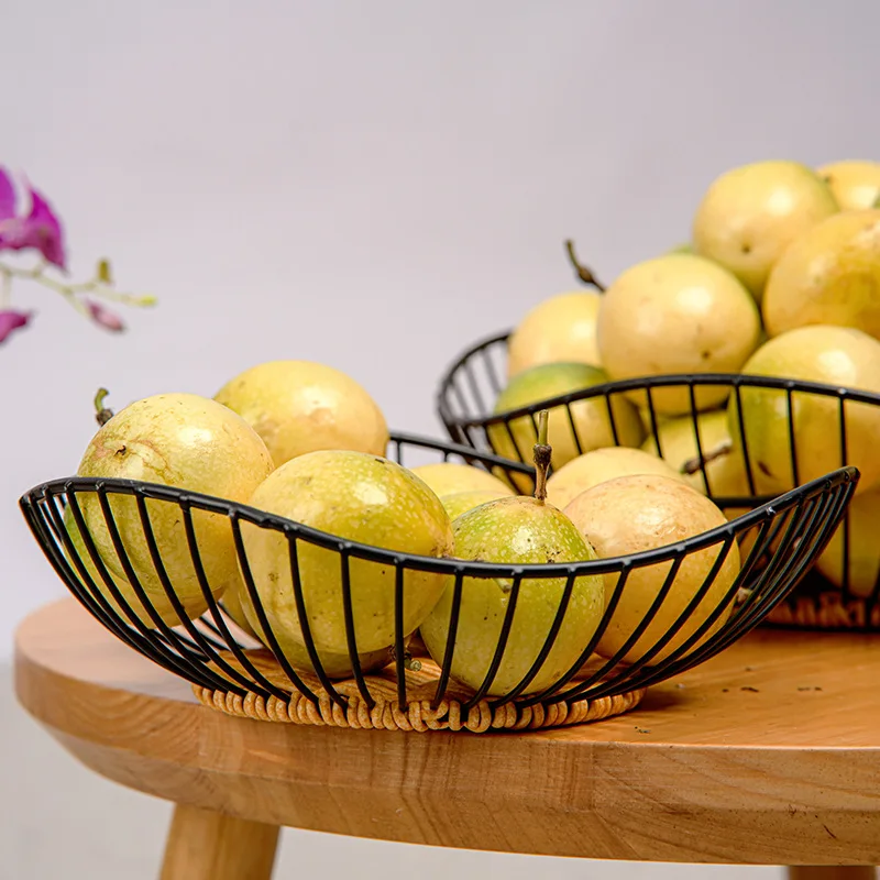 

Ironwork Fruit Plate, Vegetable Basket, Living Room Snack and Candy Storage, Bedroom and Bathroom Cosmetics Storage Basket