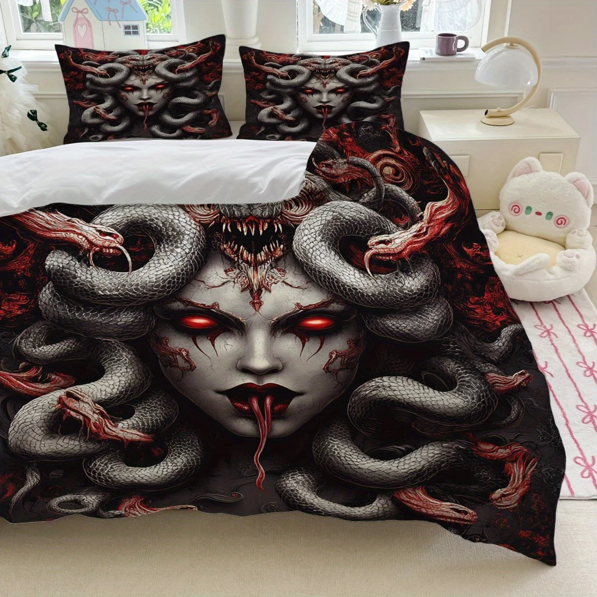 3pcs Gothic Medusa Bedding Set Black Red Snake Print Duvet Cover Set King Queen Twin Size Birthday Gift Bedroom Decor