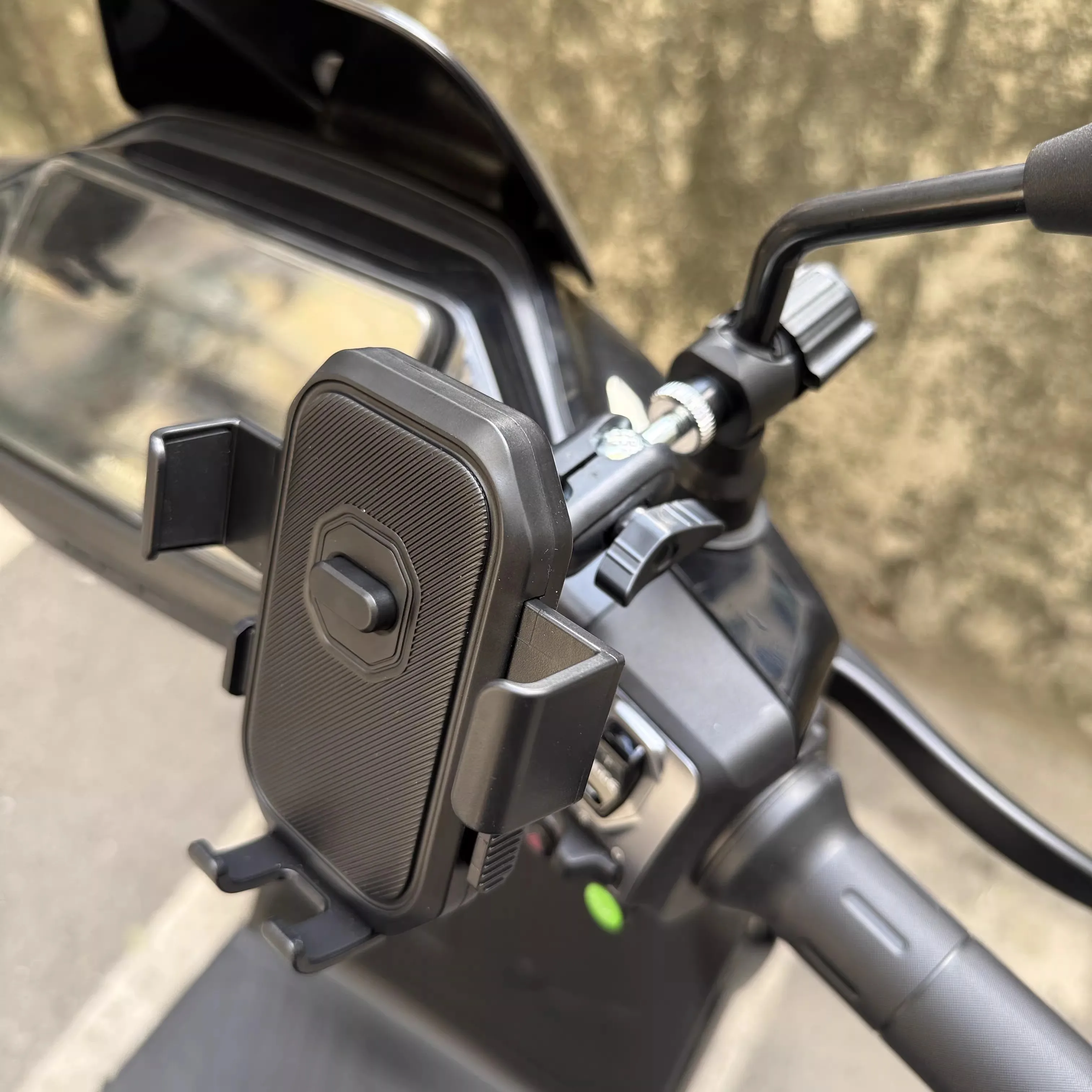

Motorcycle Non-Removable Reflector Phone Holder Takeaway Ride Navigation Electric Bike Rearview Mirror