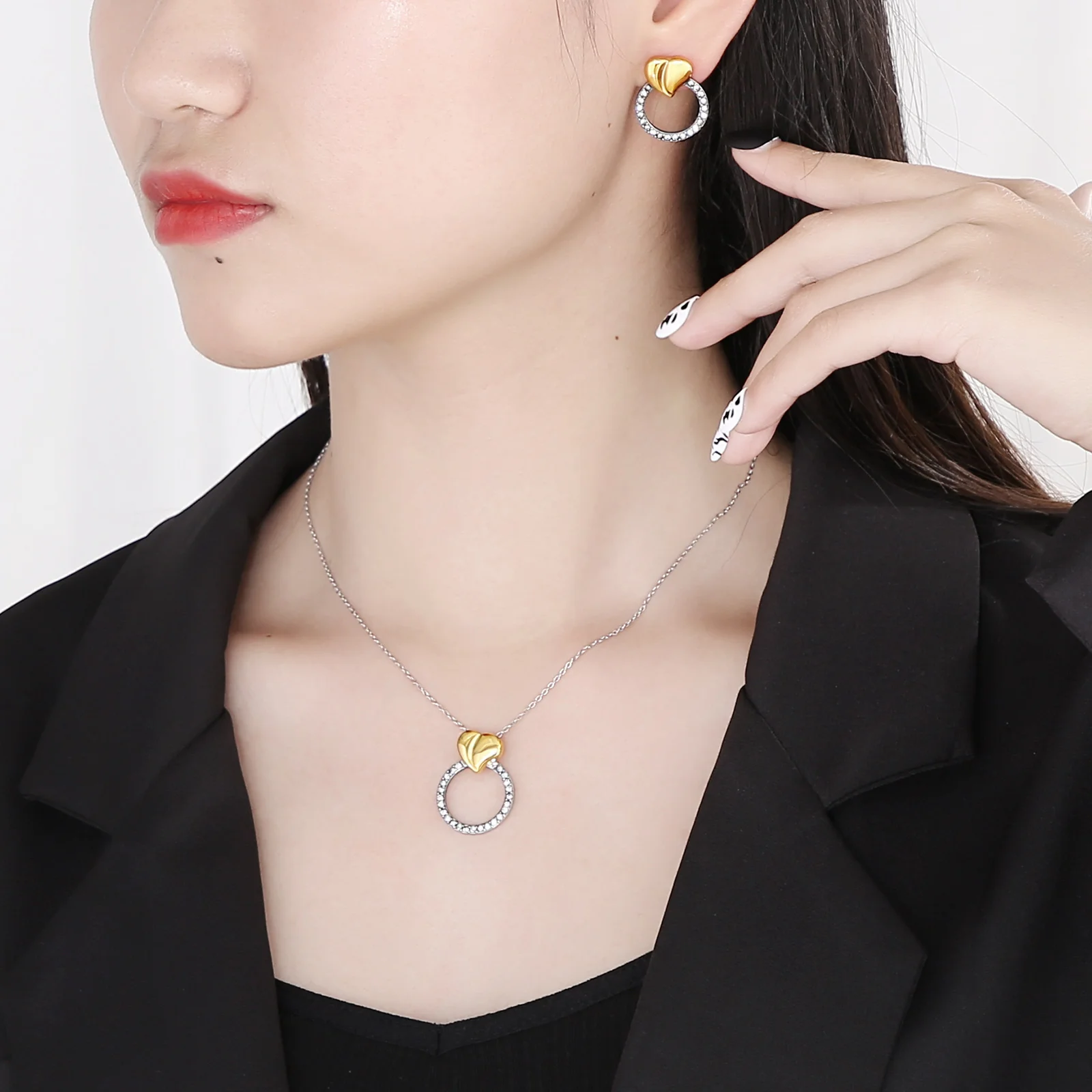 Kalen Crystals Heart Choker Necklace & Earrings Sets Stainless Steel Round Circle Clavicle Necklace for Women Jewelry