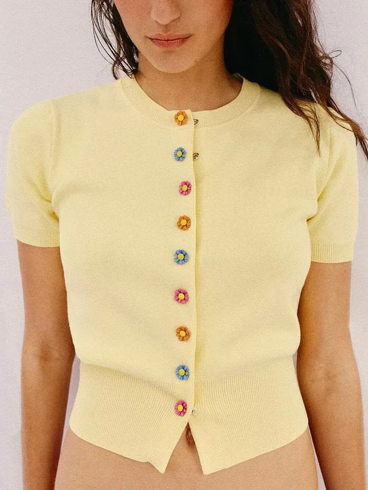 New Summer Women's Knitted Short Sleeve round Neck Floral Buttoned Outerwear Versatile Stylish European Style Ladies' Jacket