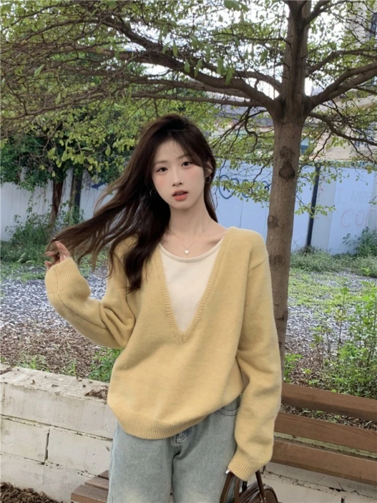 الأصفر V-Ne محبوك سترة المرأة ملابس داخلية فضفاضة شيك الأعلى الكورية Sle الخريف الشتاء تصميم الشعور فو قطعتين