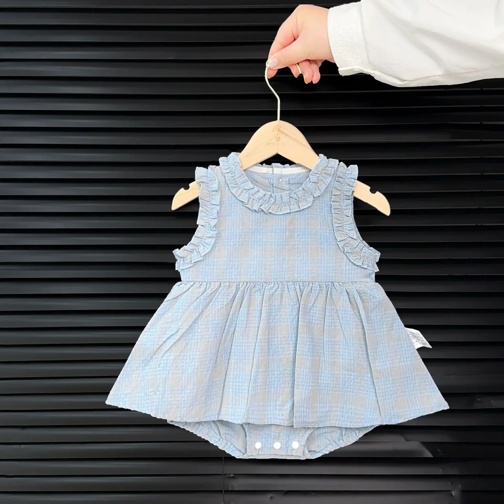 

Baby Girls Romper 0-2Y Summer Thin Plaid Ruffled Sleeveless Princess Onesie Newborn Infant Breathable Outfit Toddler Clothes