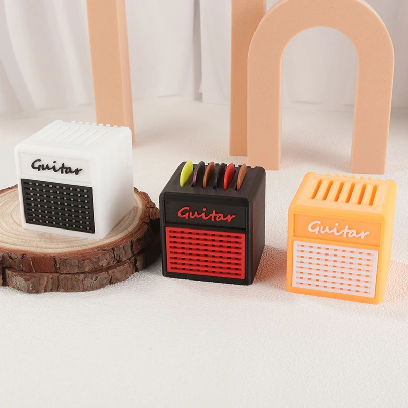 Contenitore per plettri per chitarra stampato in 3D in stile altoparlante per amplificatore con 5 plettri gratuiti, supporto per esposizione