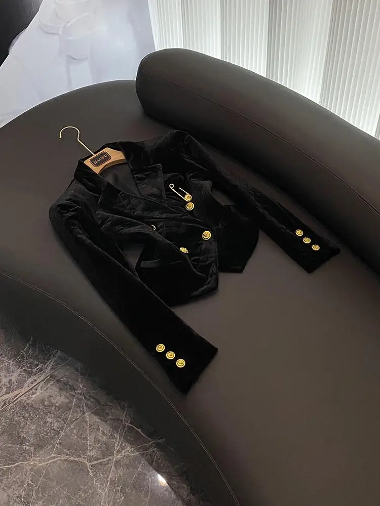 

Hebe Sle ort Velvet Suit Jaet Women's Pin Decoration Rhombus Golden Velvet Commute Wind Slim Fit pe Button ket