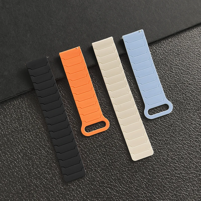 

18mm 20mm 22mm Magnetic Strap for Samsung Galaxy Watch 7 6 5 4 Classic 5Pro Active Silicone Band for Huawei Watch 5 GT5 Pro 46mm