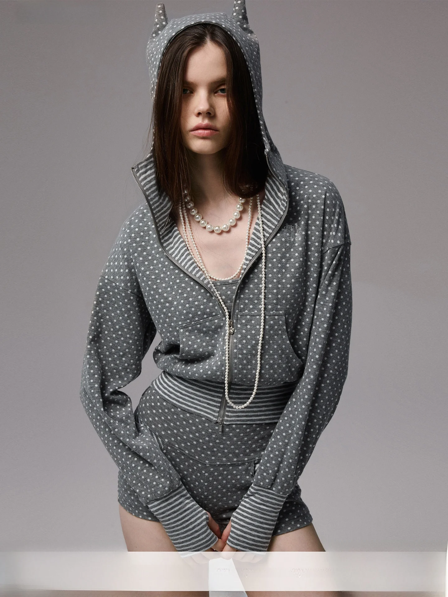 

JINN STUDIO Devil Horned Polka Dot Hoodie Sweatirt ort Outerwear Double Zipper Women's Faion Spring Summer 2025