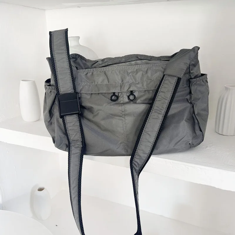 

AMSYU New Large Capaci Nylon Ox Waterproof Bapa Faionable Crossbody Single oulder Bag for Men And Women