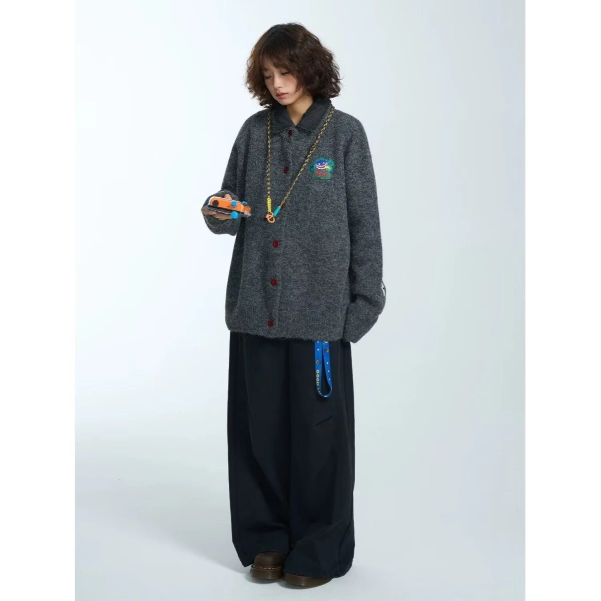 خريف شتاء V-Ne سترة مشغولة من الصوف الرجال اللون عادية Sle فضفاضة تناسب ملابس خارجية لينة البوليستر طويلة Sve يندبروف