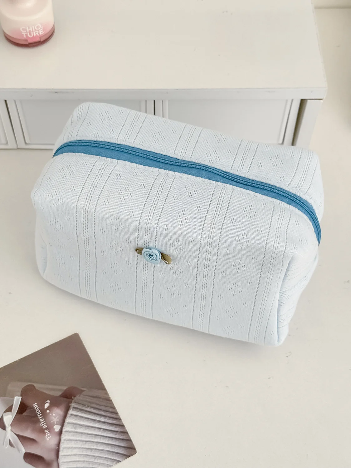 Fresh and Sweet Girly Ins-Style Large-Capacity Portable Makeup Storage Bag, Small Rose Knitted Cotton Octagonal Bag