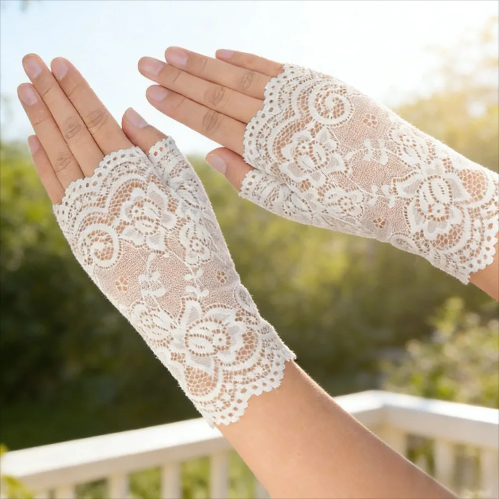 Spring Summer Fingerless Mittens Outdoor Sunscreen Driving Gloves Fashion Half Finger Lace Gloves Women Dance Short Gloves