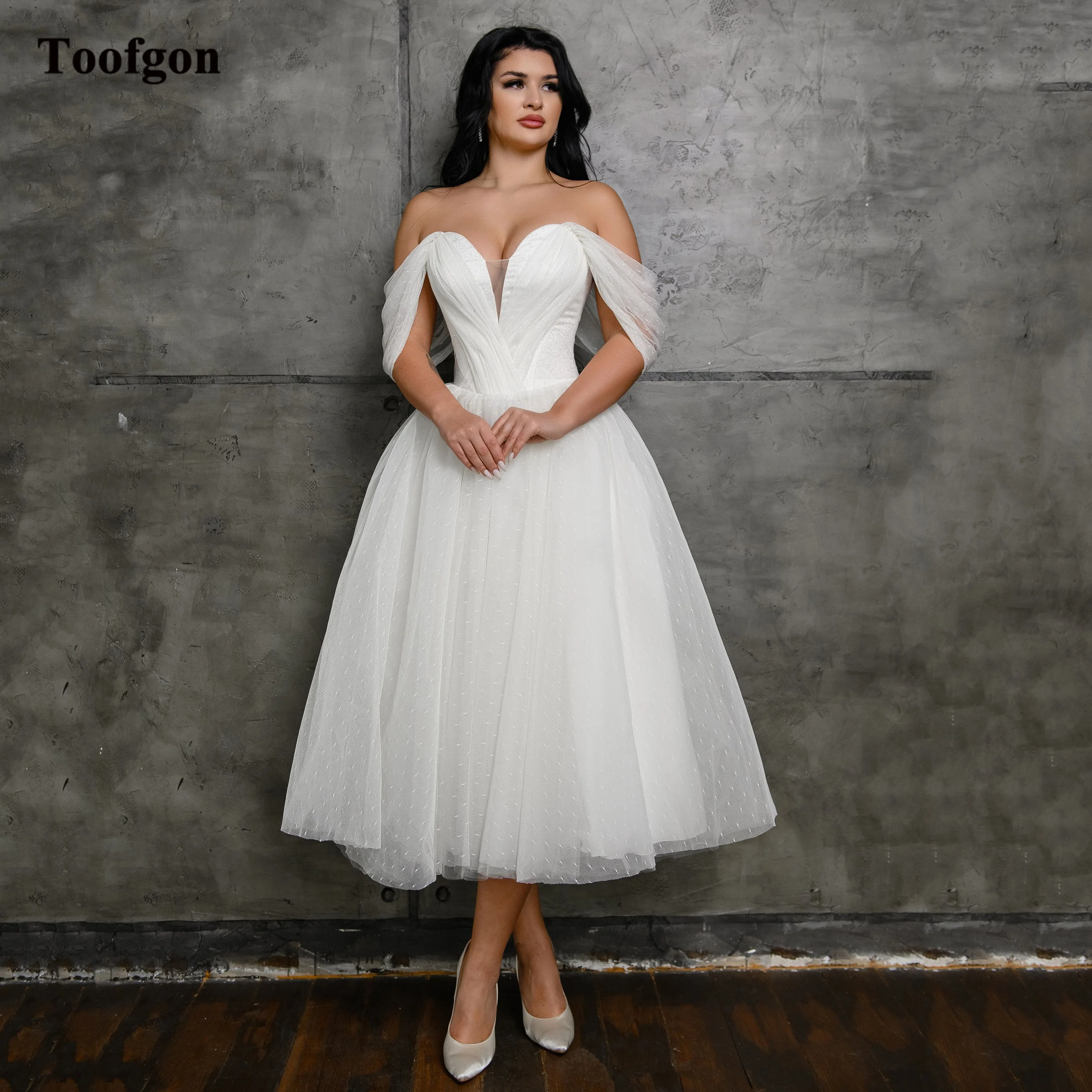 

Toofgon Ivory A Line Dots Tulle Wedding Dresses Short Off The Shoulder Lace Up Back Women Bride Dress Formal Party Bridal Gowns