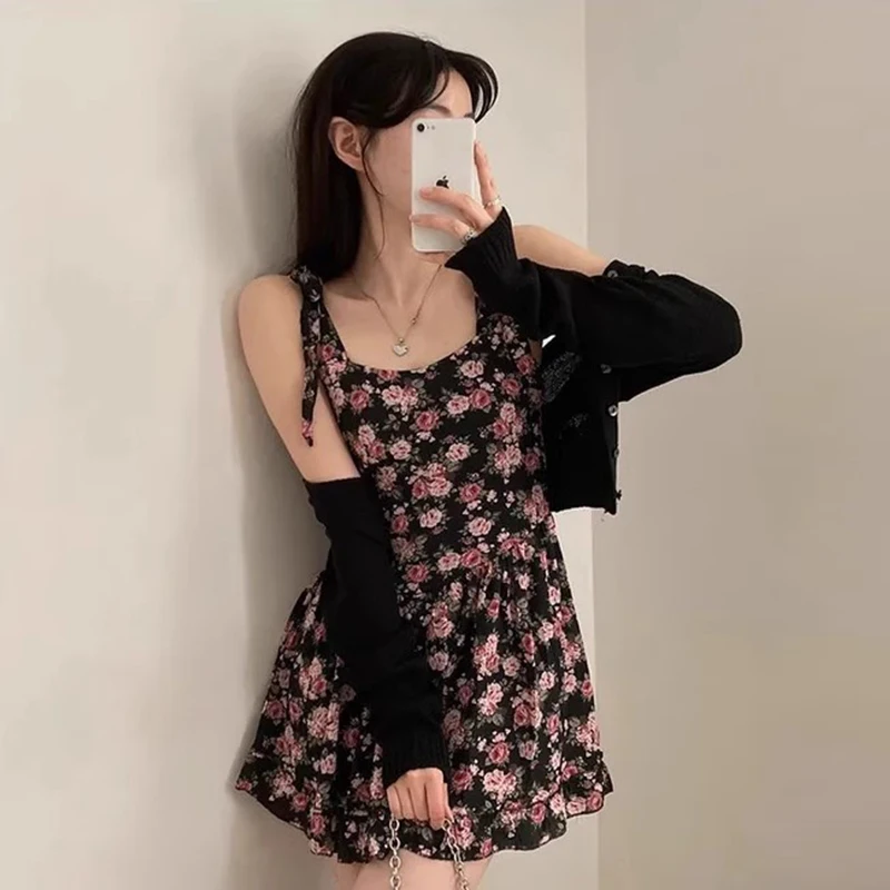 

Gagarich 2025 Korean Chic Spring Retro Romantic Strap Butterfly Knot Floral Strap Dress Short Cardigan Coat Women