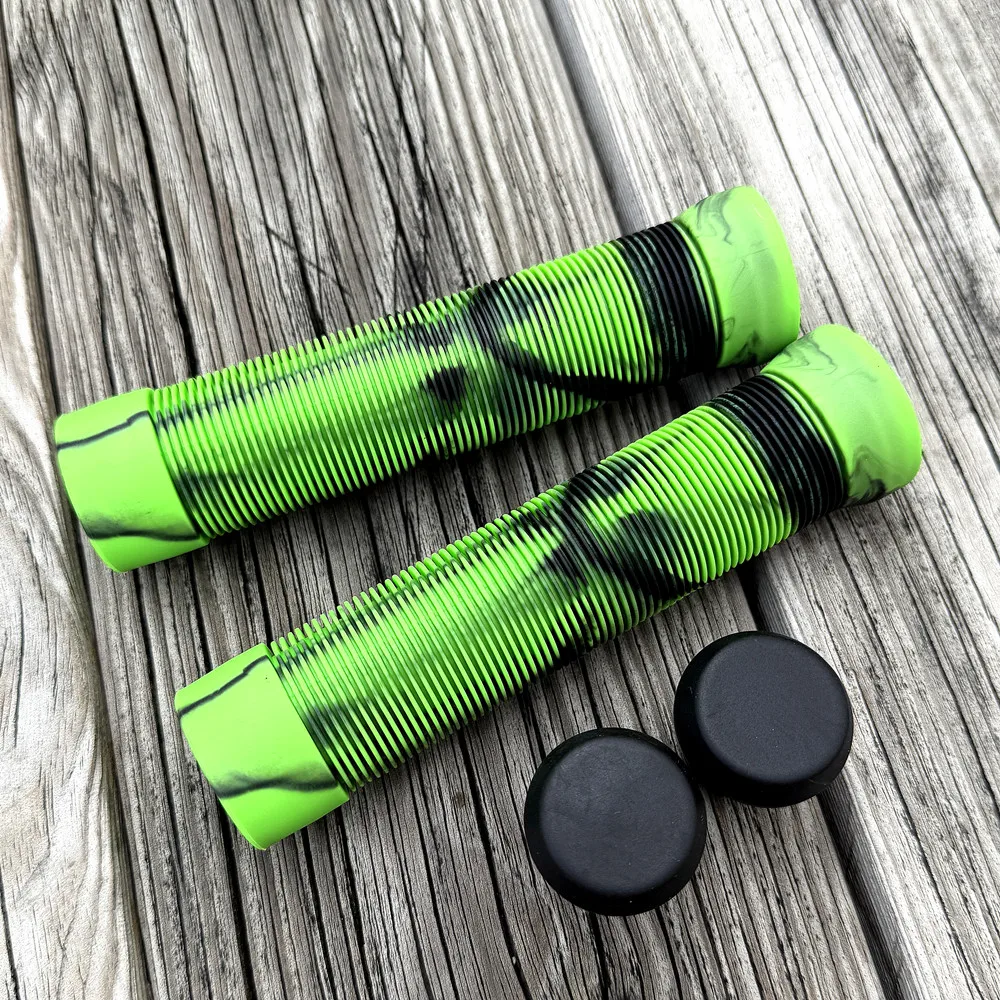 13.5cm Ultra-Light Bicycle Grips, High-Quality Mixed-Color Anti-Slip, Wear-Resistant, Shock-Absorbing Rubber Handle Covers for Mountain Bikes, Bmx Bikes, Off-Road Bikes, Soft Handle Covers, Cycling Equipment Accessories