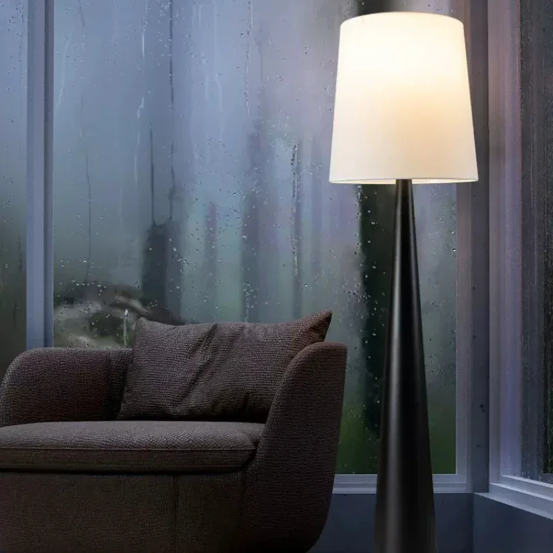 

Atmospheric living room sofa floor lamp study bedroom bedside ambient lamp vertical desk lamp