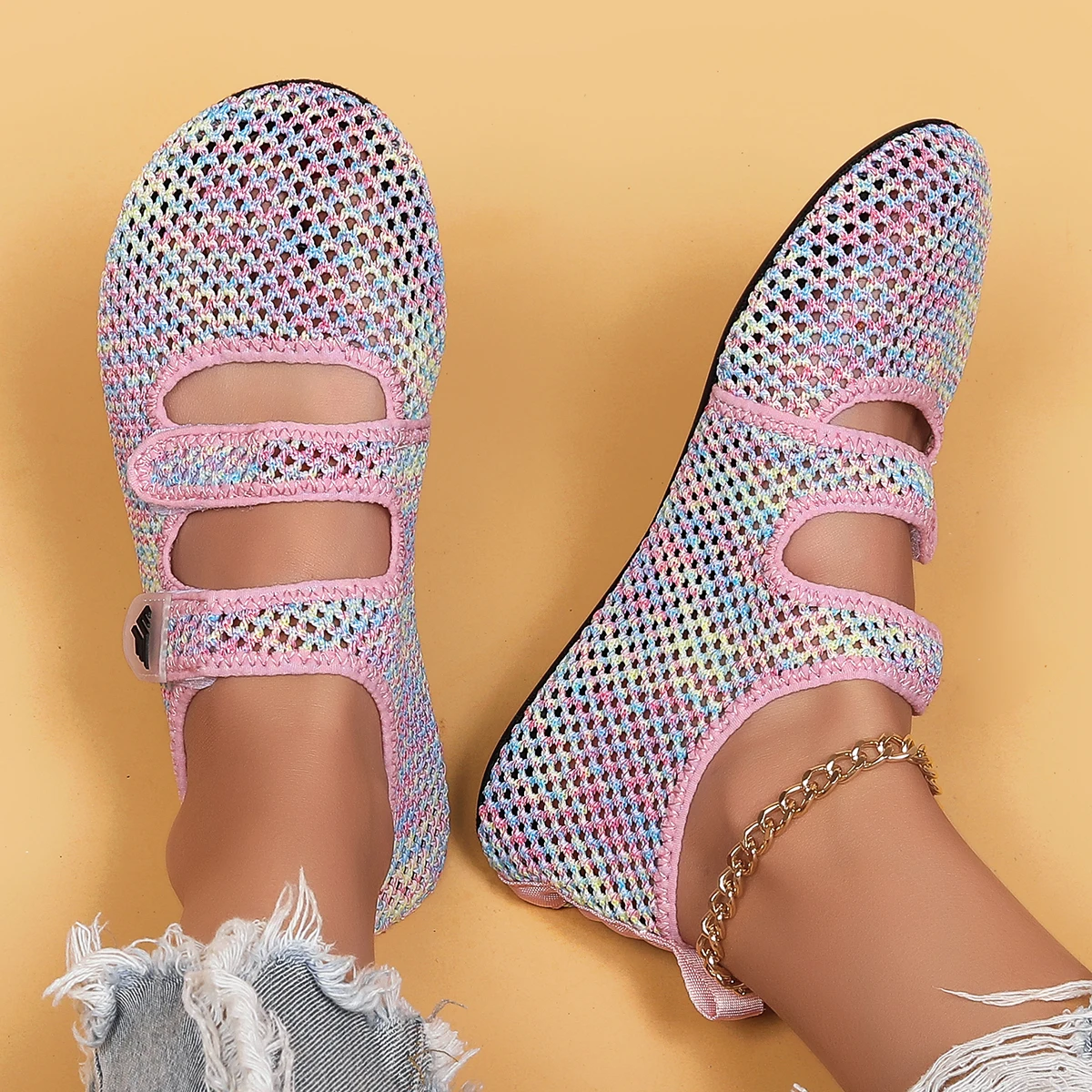 Hausschuhe für den Innenbereich, Damenschuhe, leichte, atmungsaktive Schuhe aus Mesh-Material, Schnelltrocknende Schuhe für den Strand, Yoga- und Fitnessschuhe.