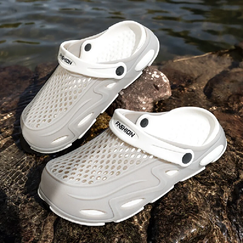 

Summer Casual Croc S For Men, 2025 New Style, Beach Anti-Slip, Poop Feel, Toe Cover, Breathable Slippers, Summer Outerwear