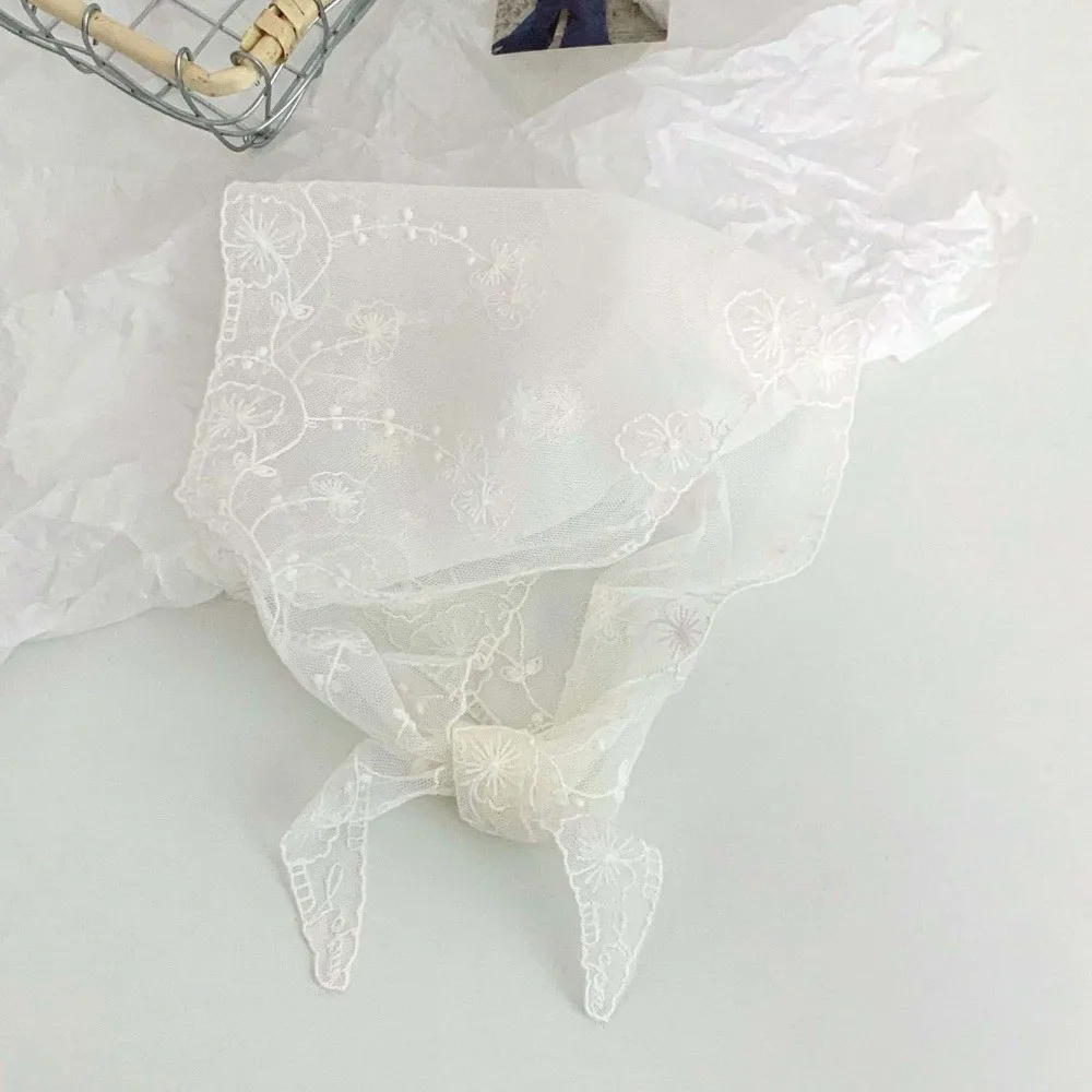 Breathable Lace Triangle Scarf Lightweight Sunscreen Ramie Head Scarf Polyester Countryside Style Triangle Waistband Spring