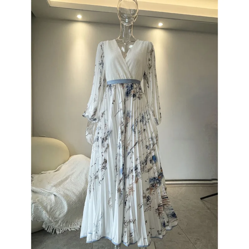 

2025 Spring Boho Long Sleeve Maxi Dress For Women Elegant Deep V Neck Floral Print Pleated High Waist A-Line Long Dress Outfit