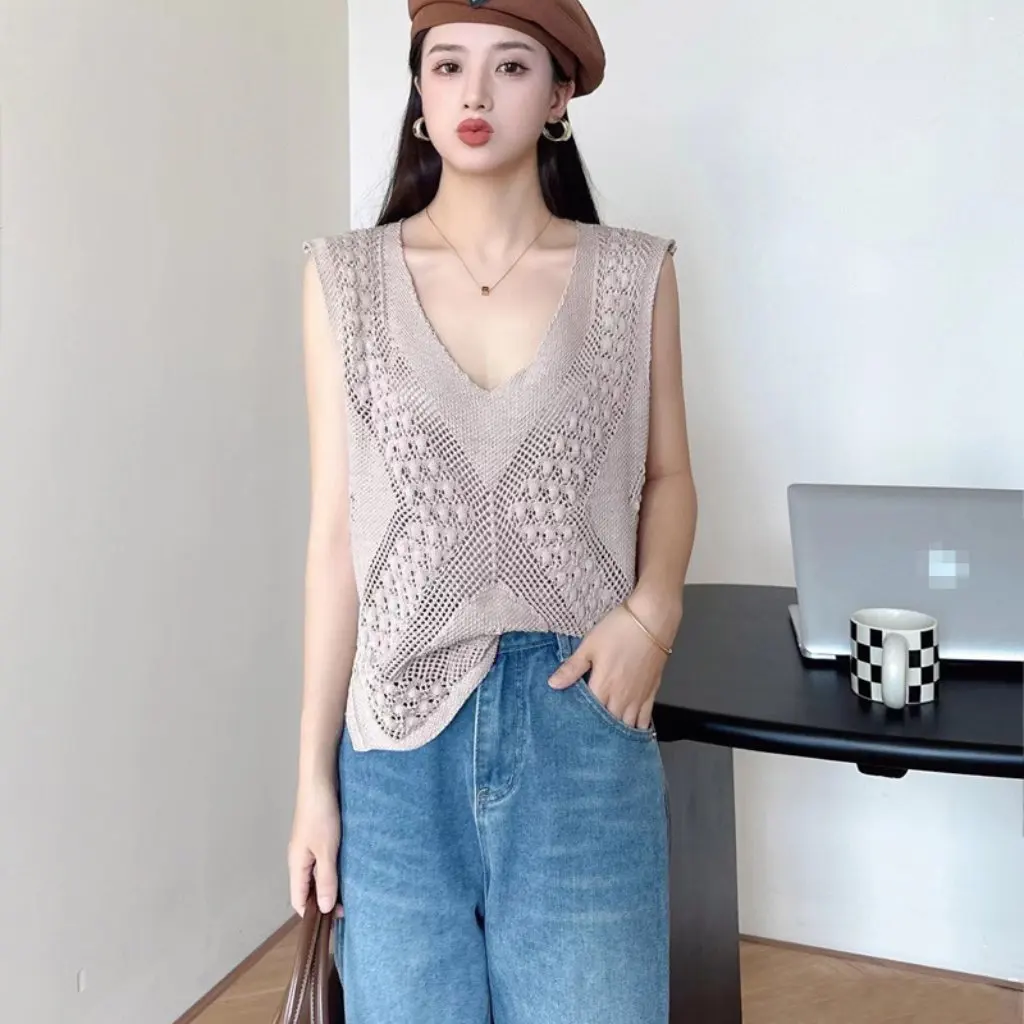 

Spring Women's Korean-style Retro Slim-fit Sweater Camisole Fashion All-match Niche Women's Clothing