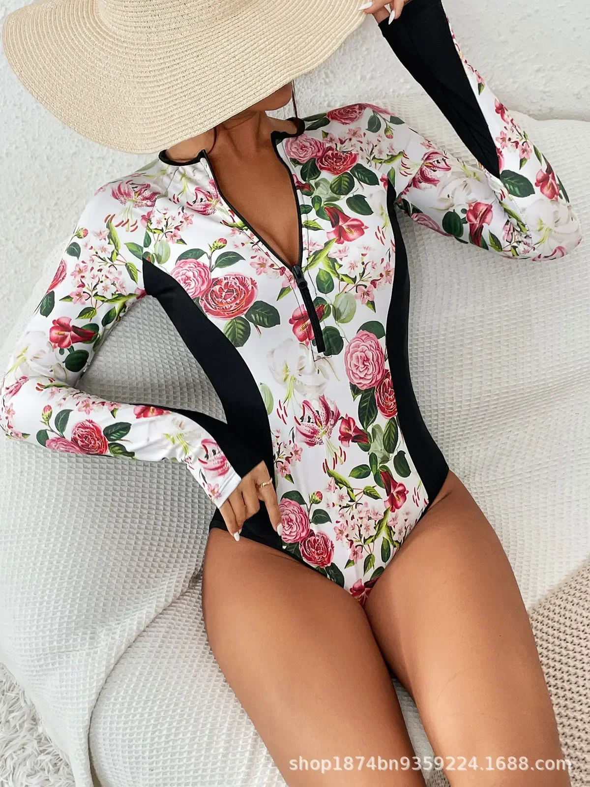 One-Piece Swimsuit For Sports Surfing Long Sleeve Swimwear 2024 New Women\'s Bodysuit Swimming Bathing Suit Beachwear Pool Bather