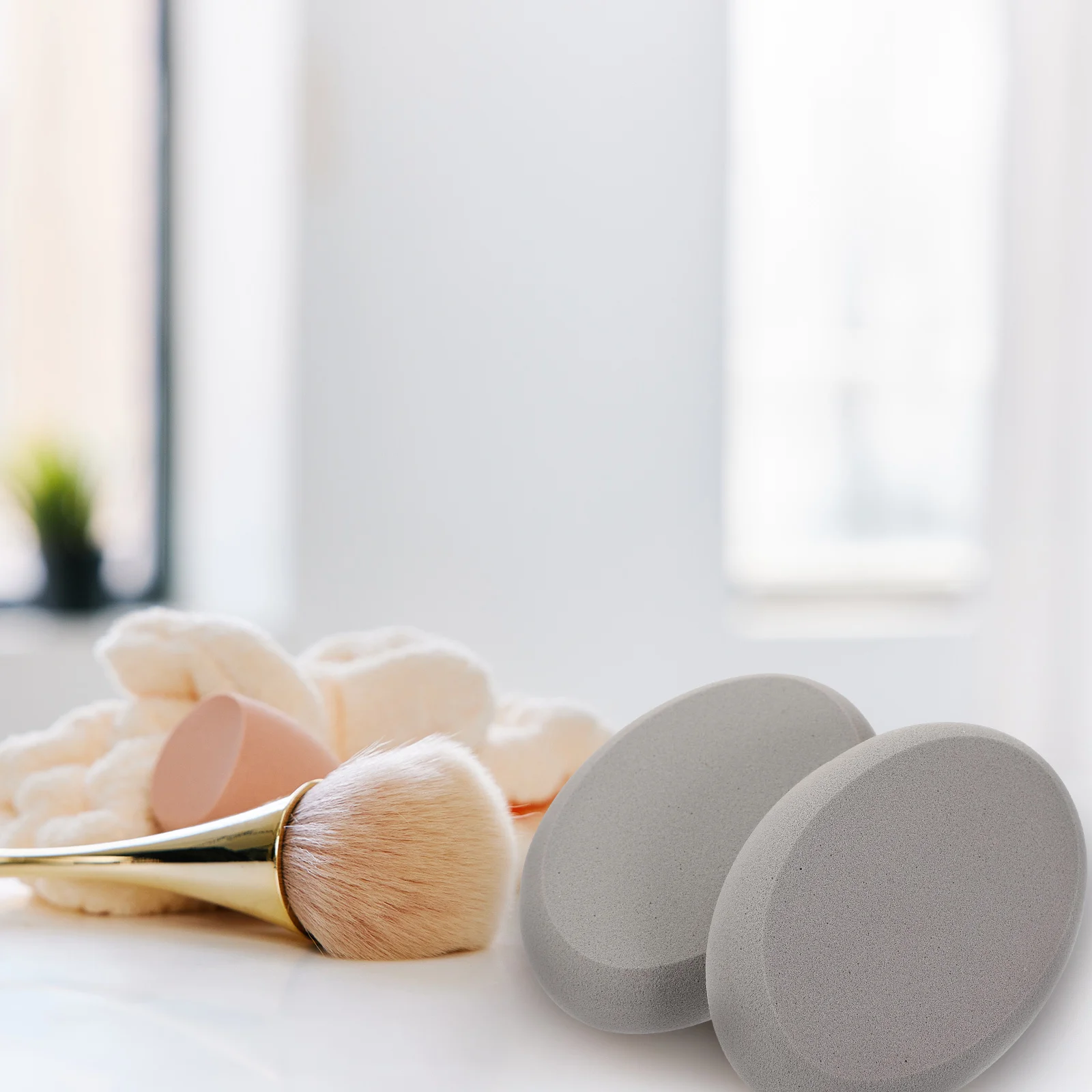 

2Pcs Makeup Egg Powder Puff Reusable Soft Gentle for Face Setting Powder Foundation Beauty Sponge Daily Use Compact Lightweight
